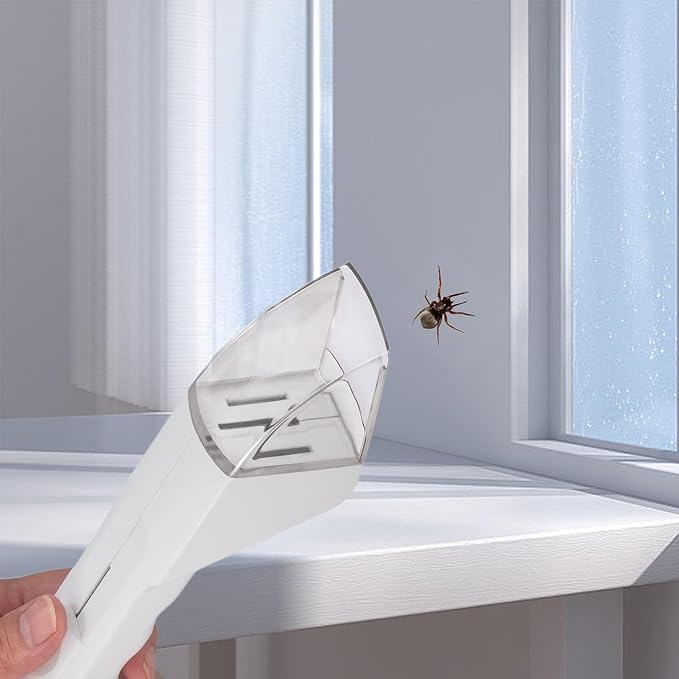 BugBuddy™ Insect Removal Tool